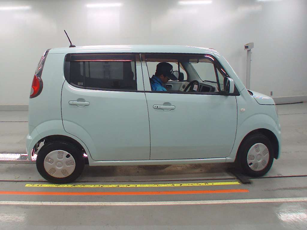 2011 Suzuki MR Wagon MF33S[2]