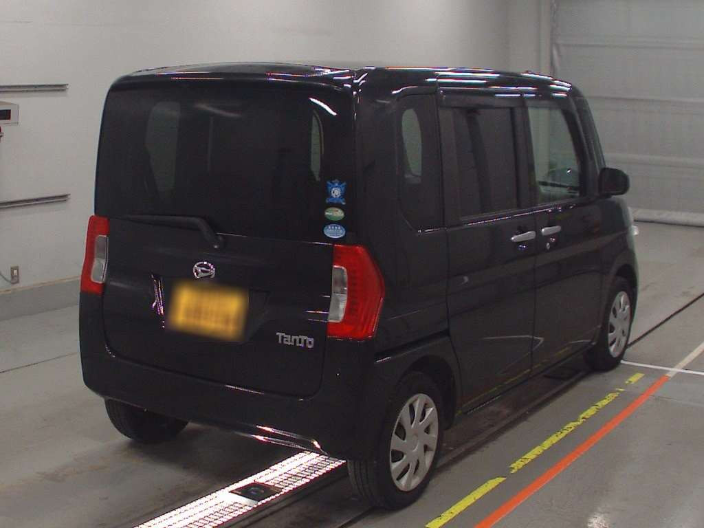 2015 Daihatsu Tanto LA600S[1]