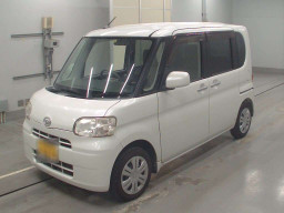 2012 Daihatsu Tanto