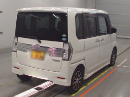 2018 Daihatsu Tanto