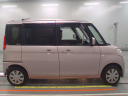 2013 Suzuki Spacia