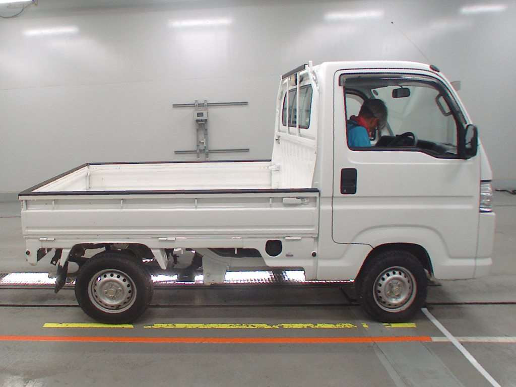 2018 Honda Acty Truck HA8[2]