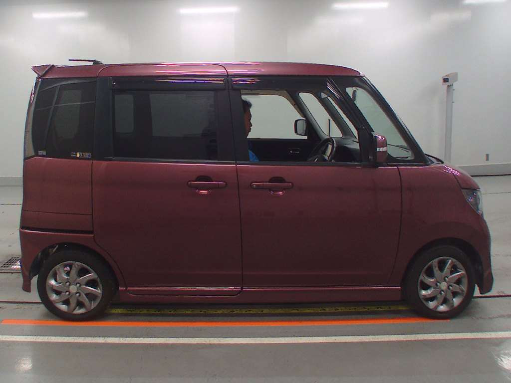 2011 Suzuki Palette SW MK21S[2]