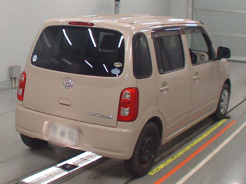 2010 Daihatsu Mira Cocoa L675S[1]