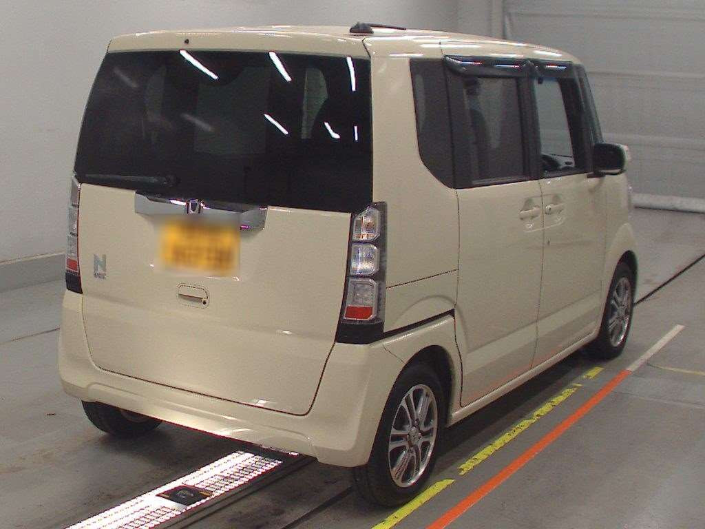 2014 Honda N-BOX JF1[1]