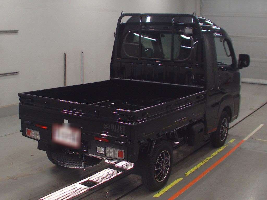 2024 Daihatsu Hijet Truck S510P[1]