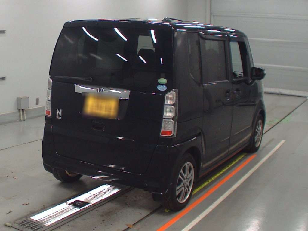 2013 Honda N-BOX JF1[1]