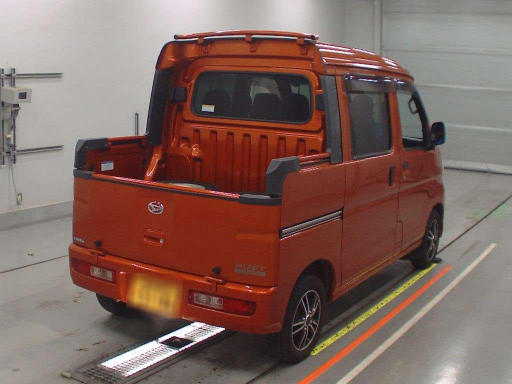 2017 Daihatsu Hijet Cargo S321W[1]