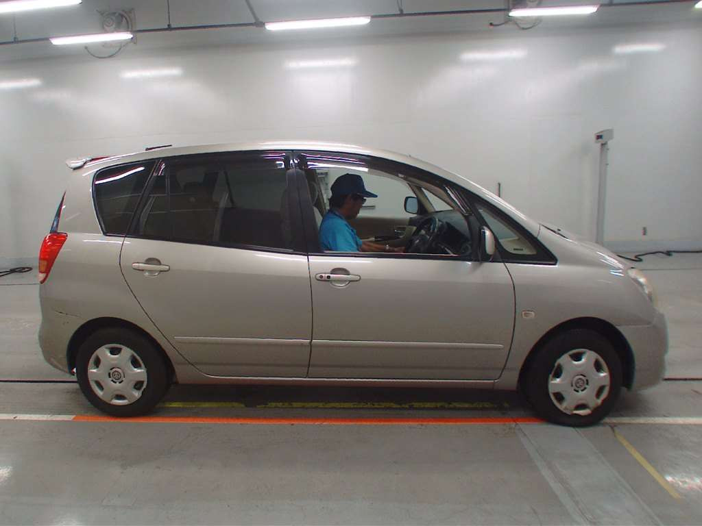 2006 Toyota Corolla Spacio ZZE122N[2]