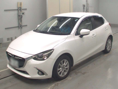 2015 Mazda Demio