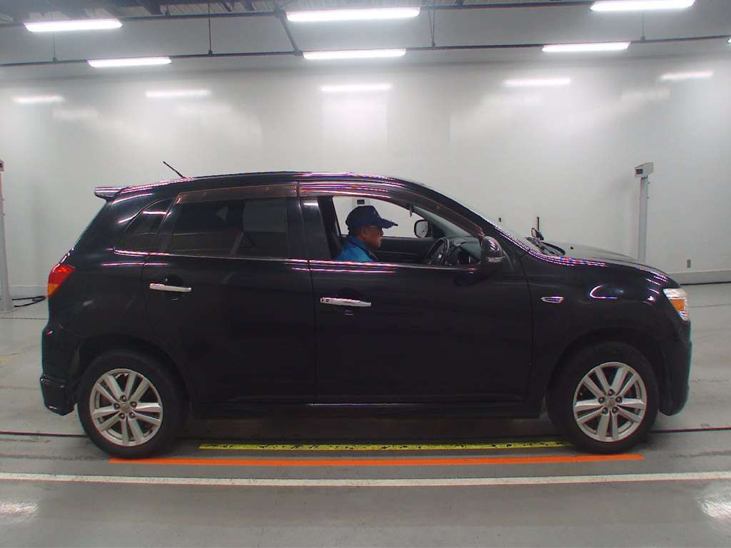 2014 Mitsubishi RVR GA4W[2]