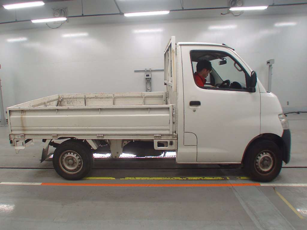 2017 Toyota Townace Truck S402U[2]