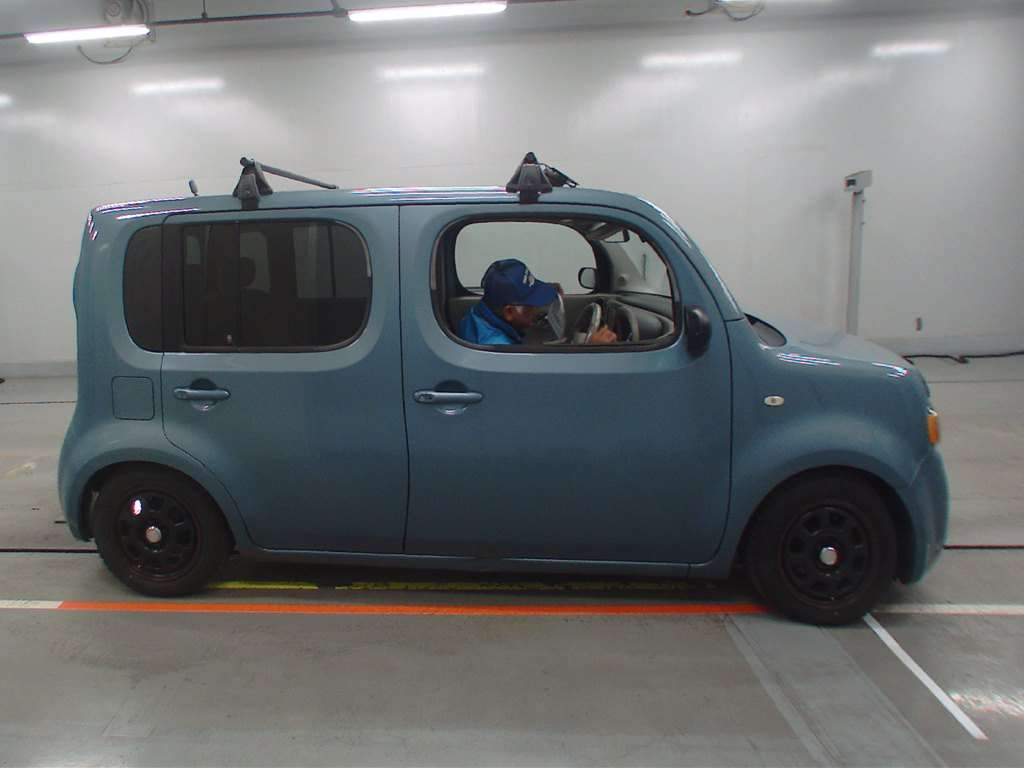 2009 Nissan Cube Z12[2]