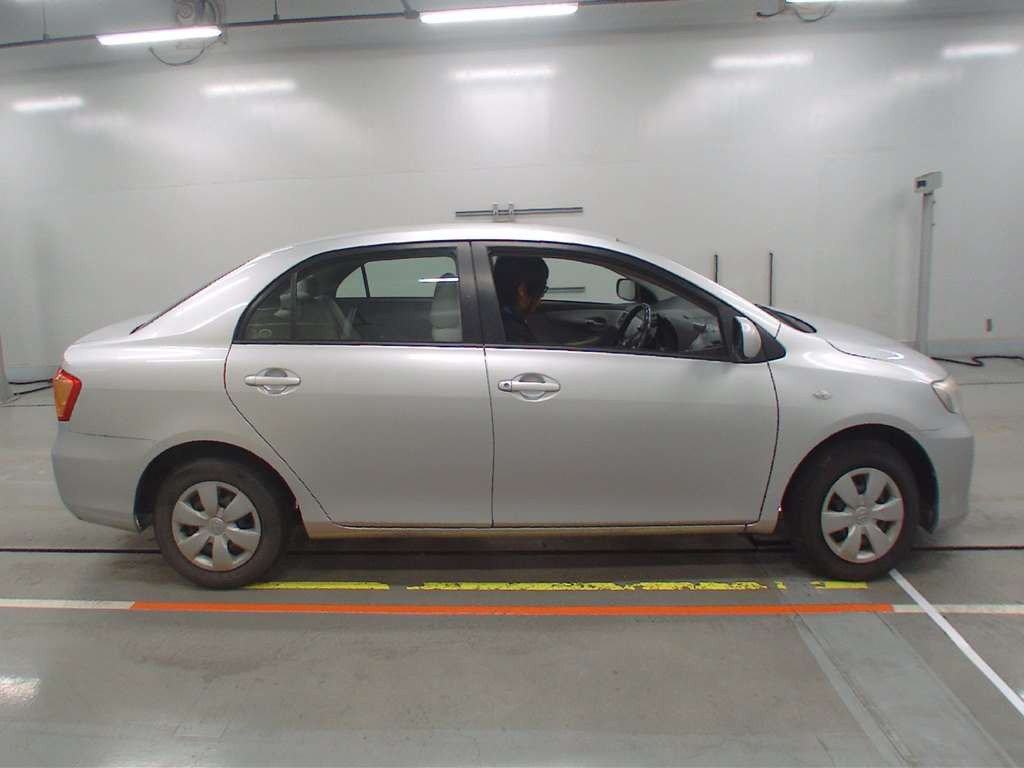 2008 Toyota Corolla Axio NZE141[2]