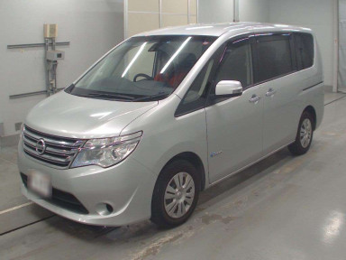 2015 Nissan Serena