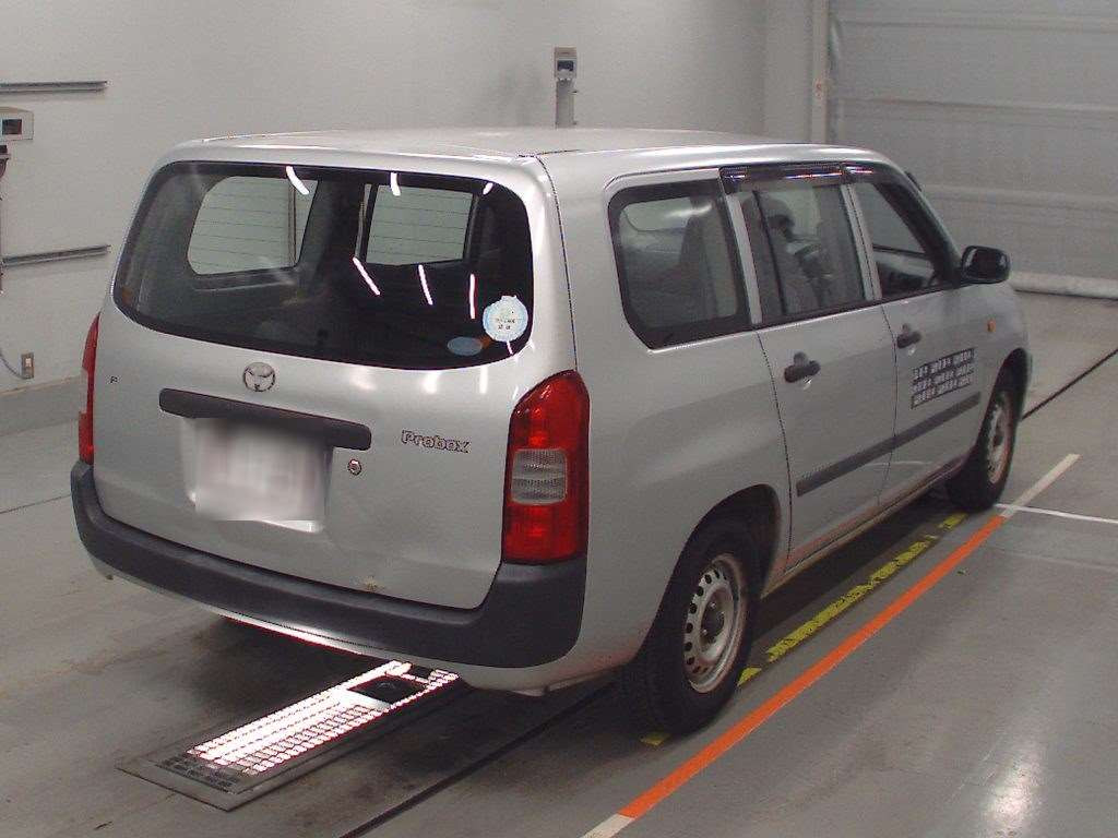 2003 Toyota Probox Wagon NCP58G[1]