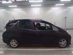 2011 Honda Fit Shuttle Hybrid