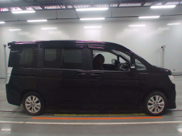 2009 Honda Step WGN Spada