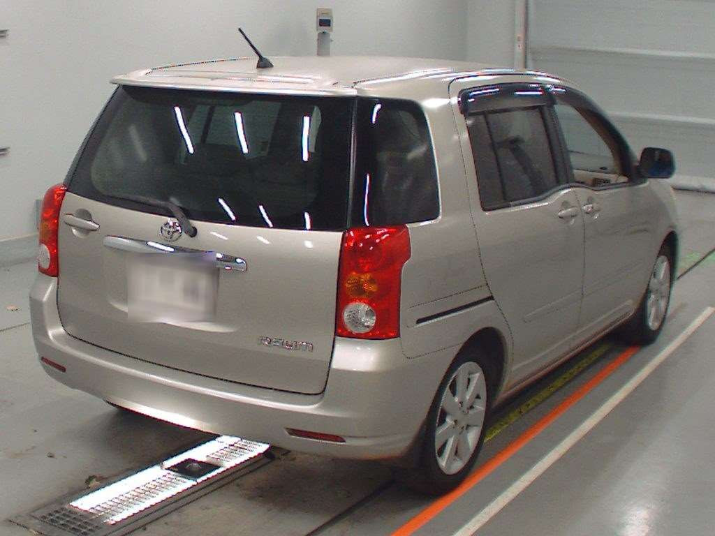 2003 Toyota Raum NCZ20[1]