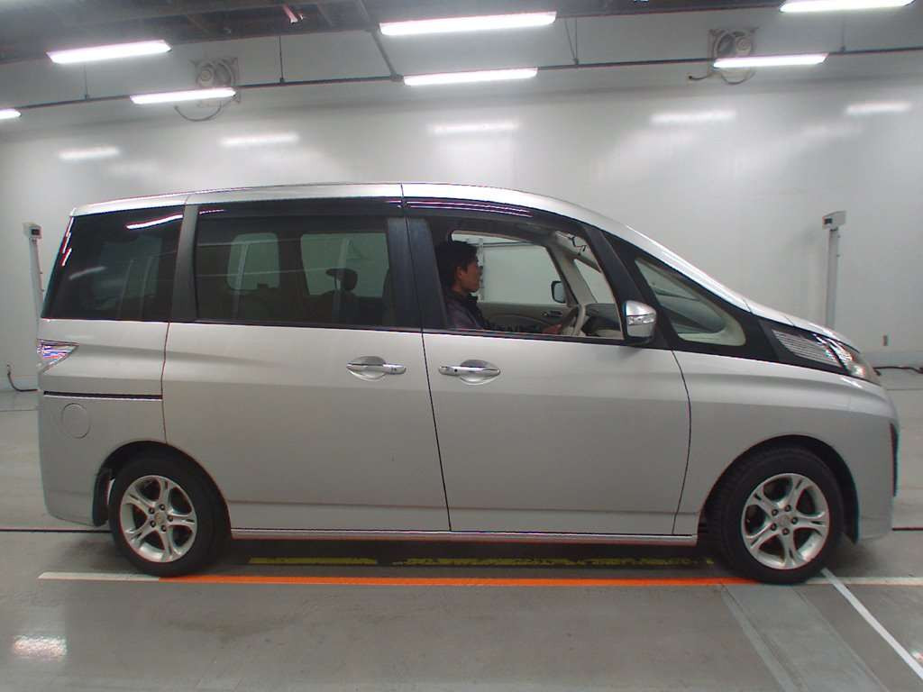 2012 Mazda Biante CCEFW[2]