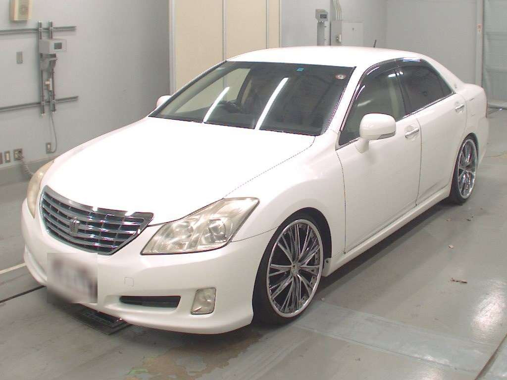 2013 Toyota Crown GRS202[0]