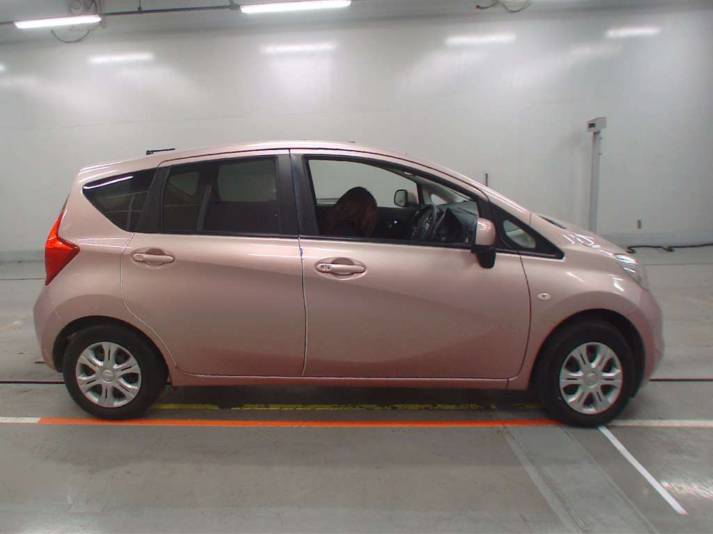 2014 Nissan Note E12[2]