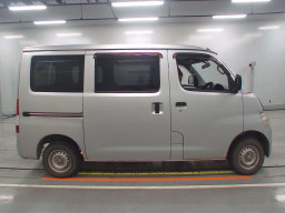 2015 Toyota Liteace Van