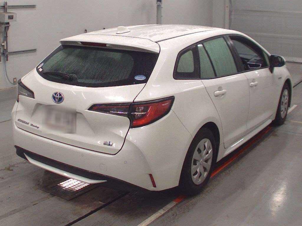 2020 Toyota Corolla Touring Wagon ZWE211W[1]