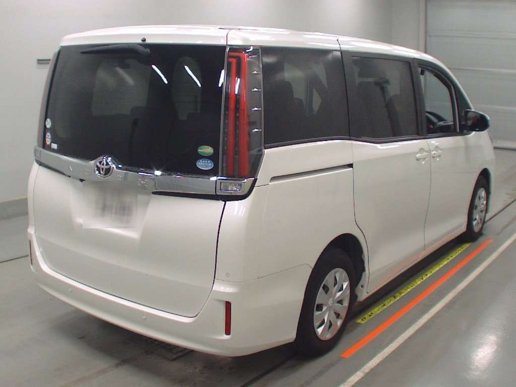 2019 Toyota Noah ZRR80G[1]