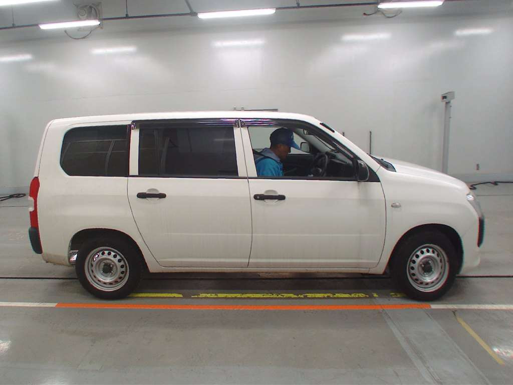 2020 Toyota Probox NSP160V[2]