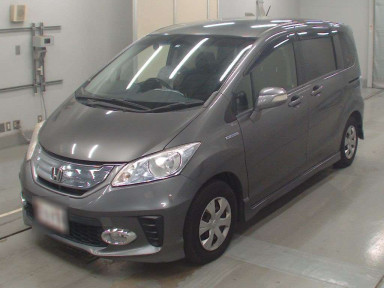 2012 Honda Freed hybrid