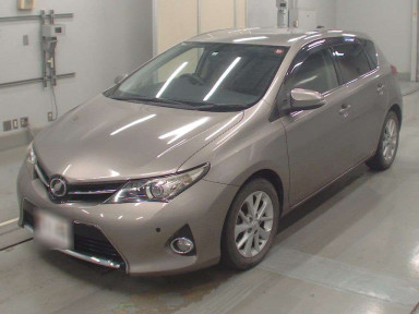 2013 Toyota Auris