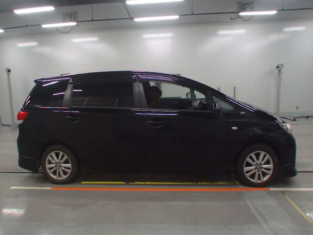 2009 Toyota Wish ZGE20W[2]