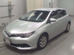 2015 Toyota Auris