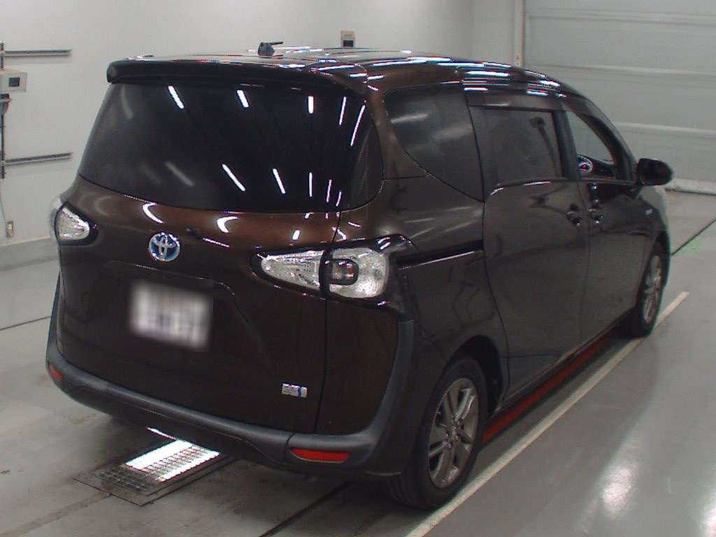 2016 Toyota Sienta NHP170G[1]