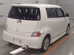 2010 Toyota bB