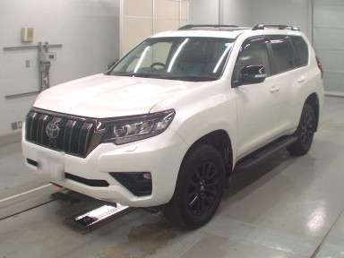 2021 Toyota Land Cruiser Prado