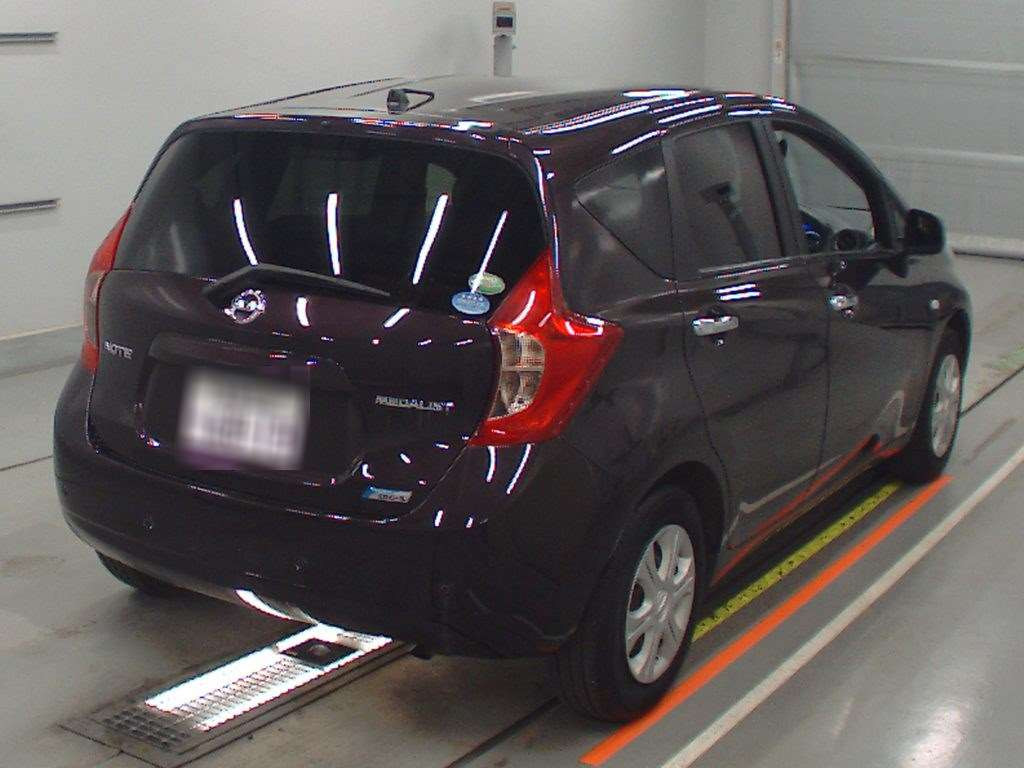 2014 Nissan Note E12[1]