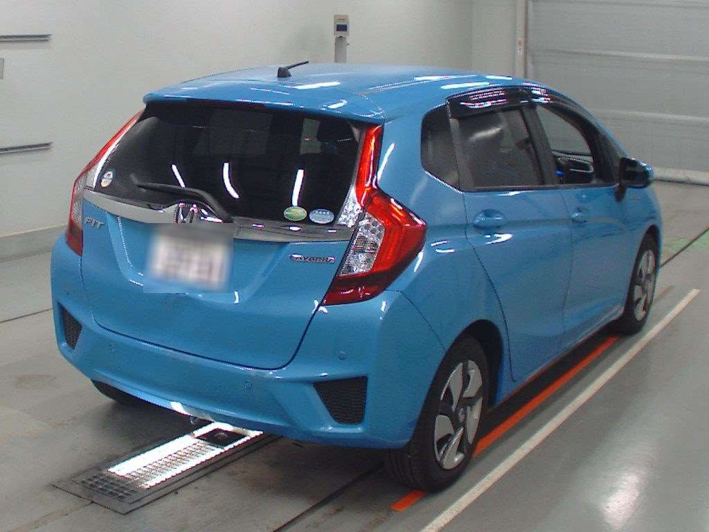 2014 Honda Fit Hybrid GP5[1]