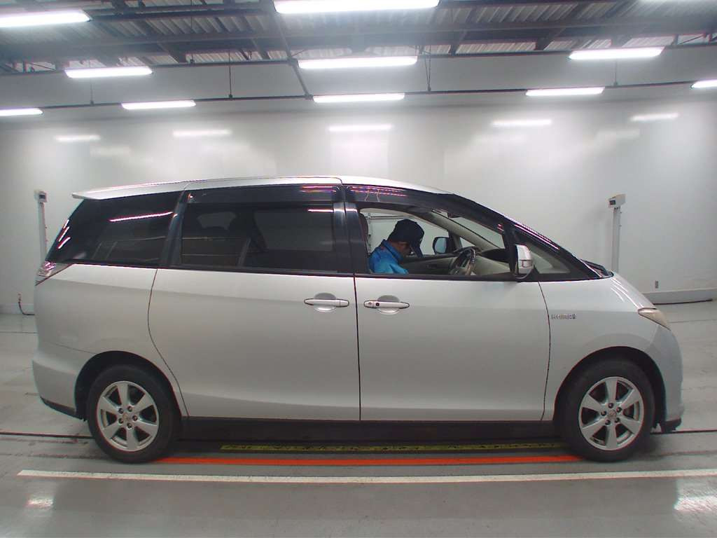 2006 Toyota Estima Hybrid AHR20W[2]