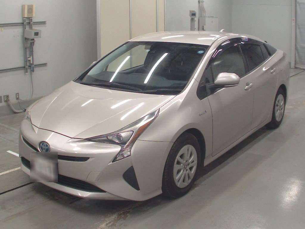 2015 Toyota Prius ZVW50[0]