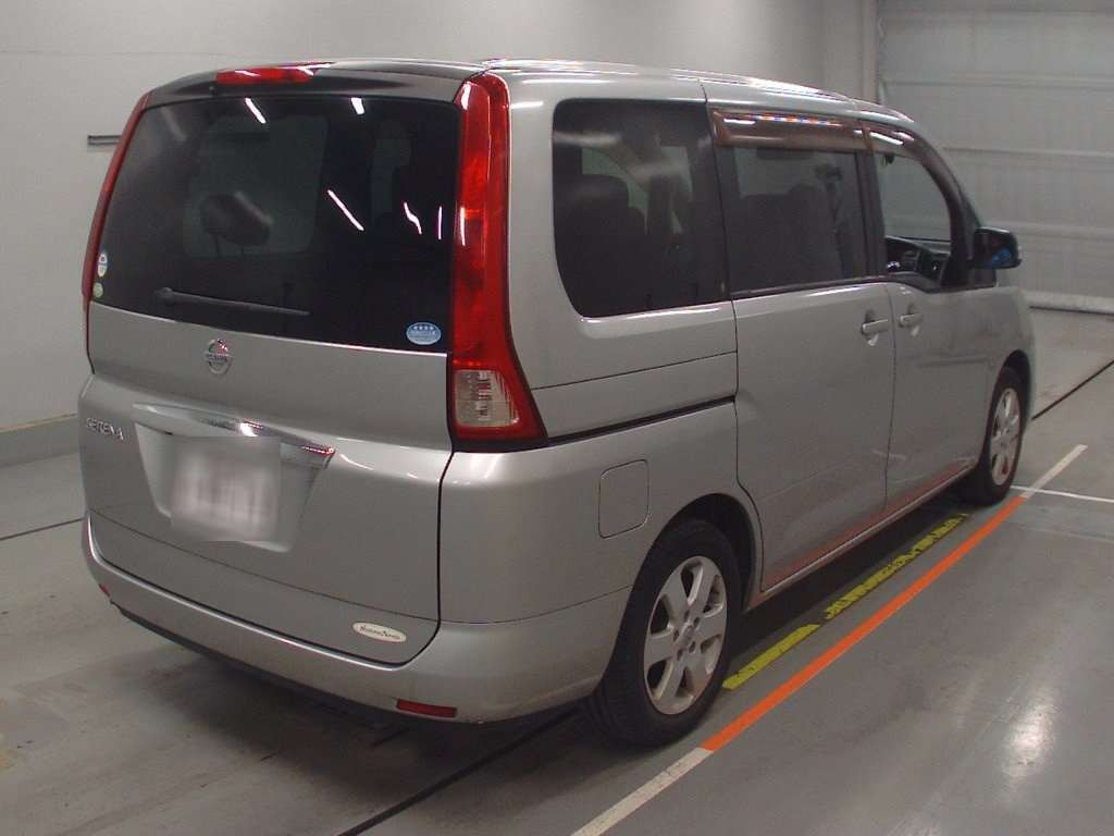 2010 Nissan Serena C25[1]