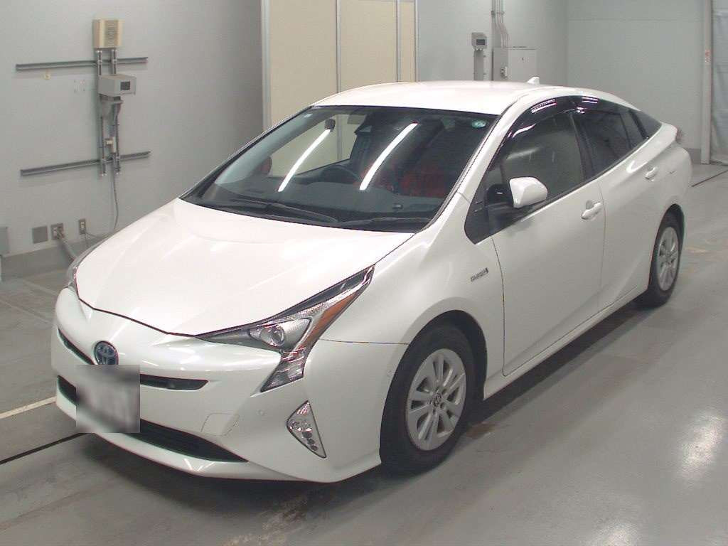 2017 Toyota Prius ZVW50[0]