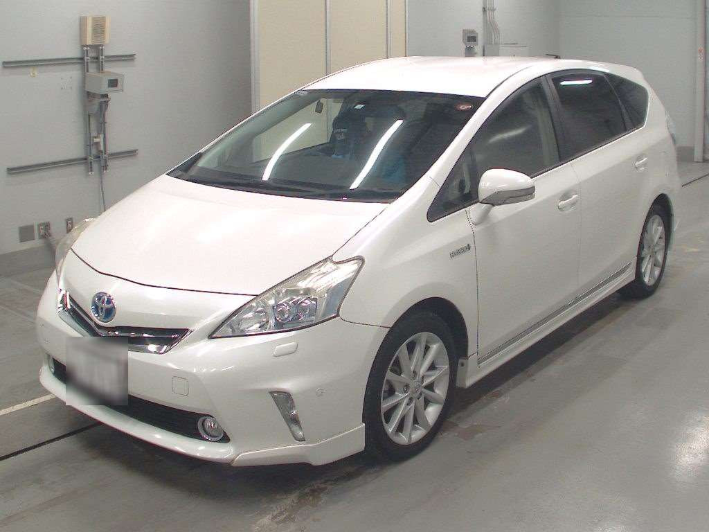 2012 Toyota Prius alpha ZVW41W[0]