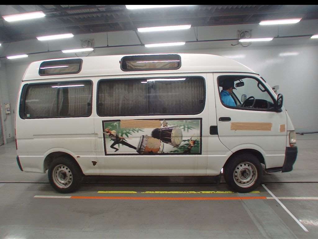 1997 Toyota Hiace Commuter RZH133S[2]