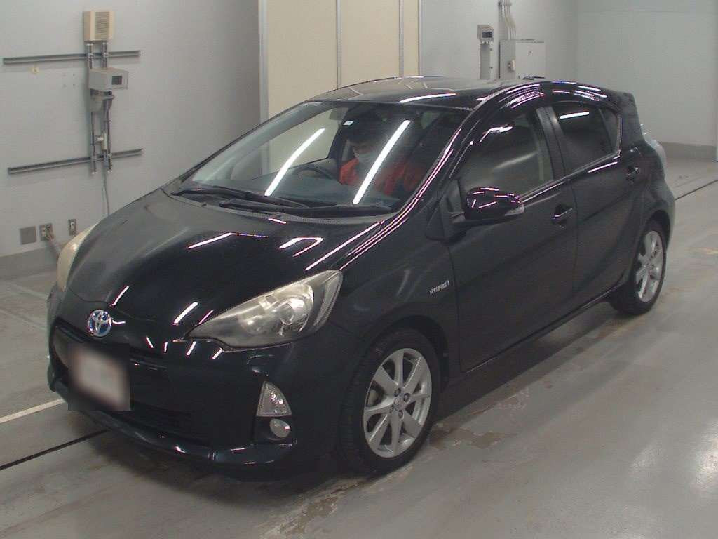 2012 Toyota Aqua NHP10[0]