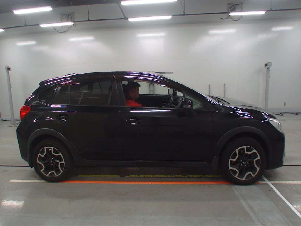 2016 Subaru XV GP7[2]