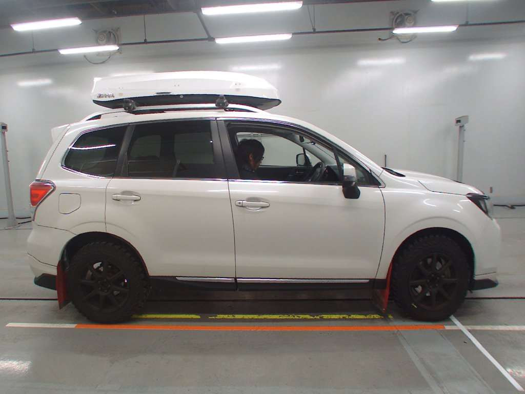 2015 Subaru Forester SJG[2]