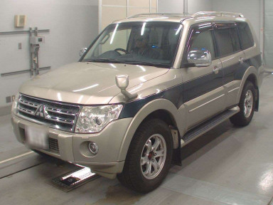 2006 Mitsubishi Pajero