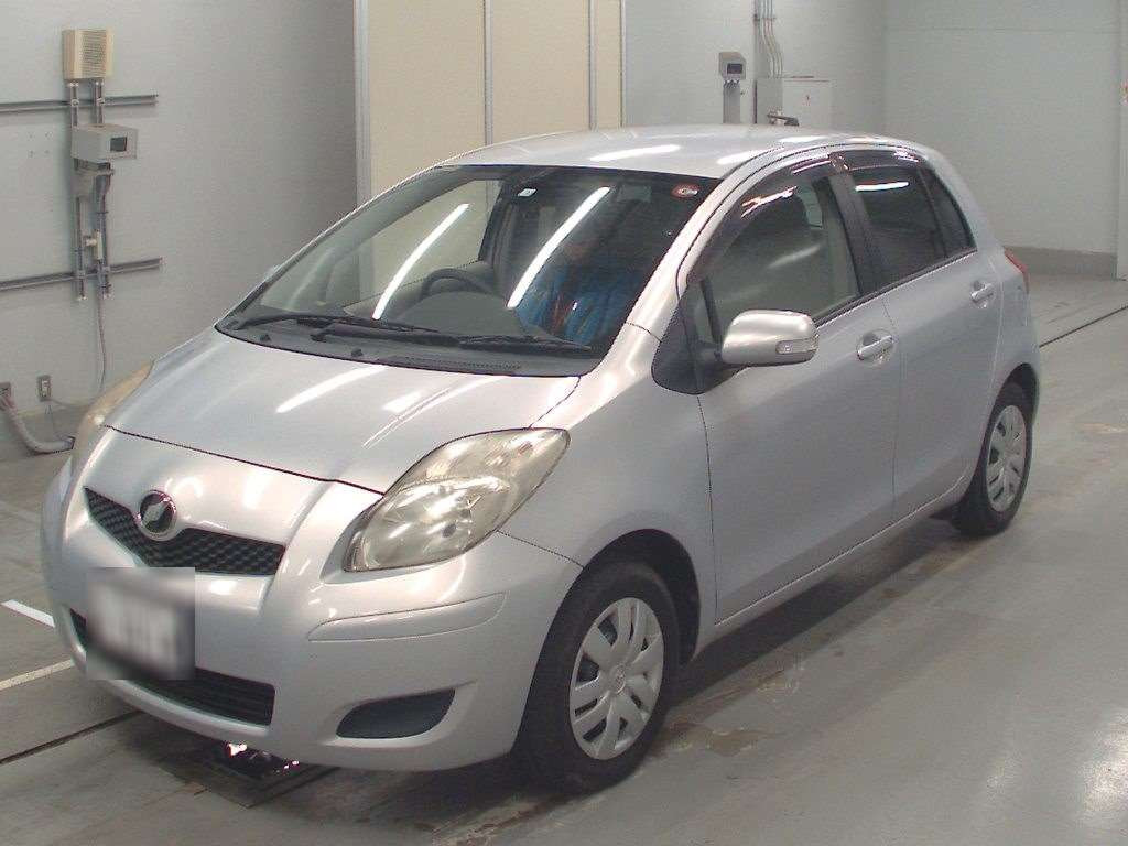 2010 Toyota Vitz SCP90[0]